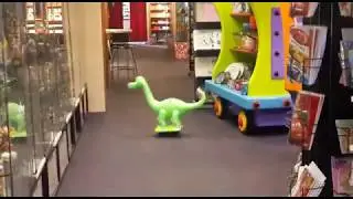 Radio Controlled Inflatable Arlo - Good Dinosaur PB852468