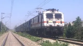 Big Mega Offlink HWH Hog Wap7 30621 With 22926 PASCHIM EXPRESS