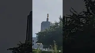 State Capital....Gold man, Oregon State capital building