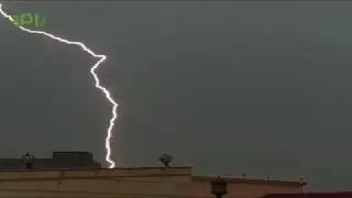 امطار غزيره صباحاً على مدينة جده ( 1439/3/3)