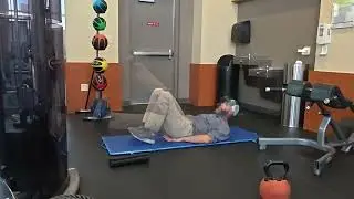 Body Weight Resistance Training: Flutter Kicks