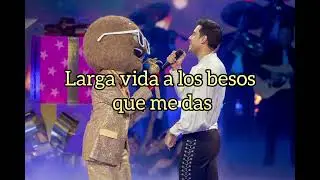 Tropicoco y Carlos Rivera Performance 