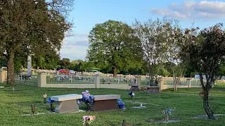 Looking for a grave ( unusual death )