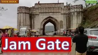 Jam Gate (Jam Darwaja)