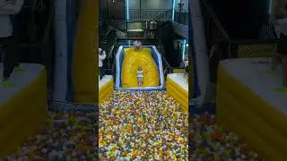 ###8596This trampoline😳😳😂is so helpful, fly through the air like supermanWould you like to try iton