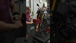 Front fork repair. #bikerepair #motorcycle #mechaniclife #мотоцикл #motocross