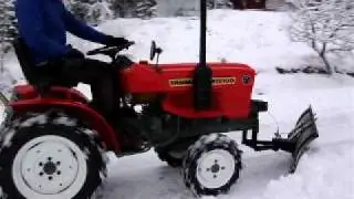 kompakt traktor Yanmar YM1510 4x4 + sn&ouml;blad / sn&ouml;plog by Bushcrafttrading.com