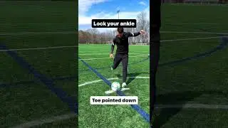 How To Shoot a Cristiano Ronaldo Penalty Tutorial #football #soccer