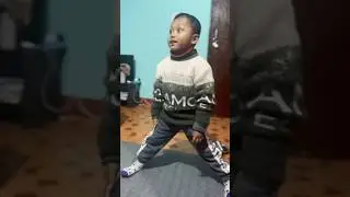 Baby having fun while playing 💕 #BabyPT #PhysicalTherapy #BabyExercises #viral #treding #yshorts
