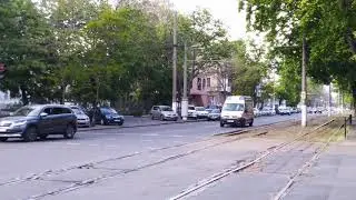 Ex-German Ambulance responding with Hi-Lo