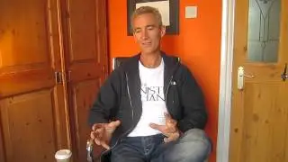 how did Jed Brophy get from filming The Hobbit to recording in a lounge with Minister of Chance?