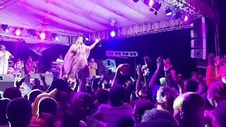 Kwahu Easter: Obaapa Christy's electrifying Performamce at Kwahu Tafo, Chiefs can't stop dancing