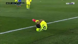 RED CARD😱 Allan Nyom (Getafe) straight red card vs Atl&eacute;tico Madrid (Getafe 0-0 Atletico Madrid)