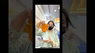 Butt Burger full Pehalwanu Burger #youtubeshorts #foodforfoodies #streetfood #food #foodie #foryou