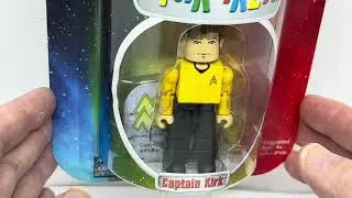Vintage 2002 Art Asylam/Diamonds Star Trek The Original Series Minimates Captain Kirk Block Figure