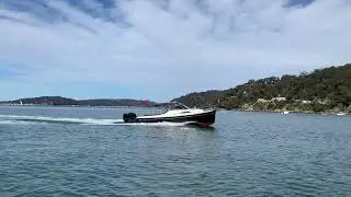 SS Pursuit a 28ft modern powerboat built in Australia by ILUKA Yachts
