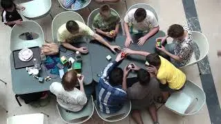 Group Cubing (8 cubes switching by algorithms)