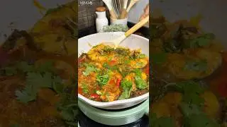 How I Make Burmese Spicy Fish & Roselle Curry | Easy & Authentic! #foodvlog #burmesefood #recipe pe