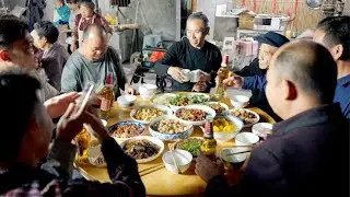 【20231016】老爸53岁生日，桃子安排两桌美食宴请亲人们，这气氛也太热闹了！【渝乡桃子】