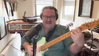 Vilray sings 
