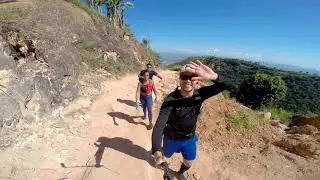 Subida a pé ao Pico da Ibituruna