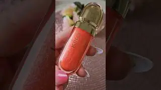 limited edition @KikocosmeticsItOfficial lipgloss    #kikomilano #kiko #lipgloss #goldreflections