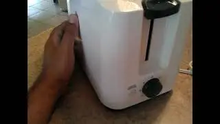 Review of the Simplicit&eacute; 2-slice toaster 043-0880-2 (cheapest toaster available at Canadian Tire)