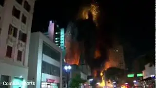 В Бразилии горящая здания рухнула|||in Brazil burning building collapsed