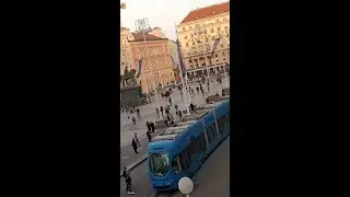 Tramway: Trams in Croatia Arriving in Platform - Tramvaj u Hrvatskoj #Shorts#tramway