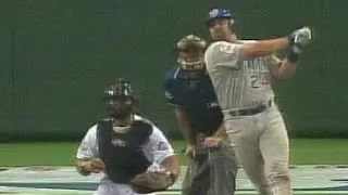 CHC@NYM: Shane Andrews hits first home run of 2000s