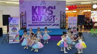 Marvella's ballet performance at Mal Ciputra #ballerina #ballet #kids #balletperformance #youtube 