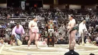 Ura (1-1) - Kagamio (0-2) , Sumo : Natsubasho '16