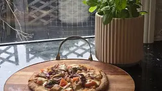 #PIZZA #HOMEbaked #viralrecipe #viralpizza 