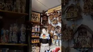 Souvenir shop in Volendam - The Netherlands. ( Citytrip )