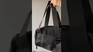 What&rsquo;s in my Gymshark Mini Gym Bag🖤 #gymshark #whatsinmybag #shorts