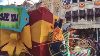 Main Street USA fall and Halloween decorations in the Magic Ki...
