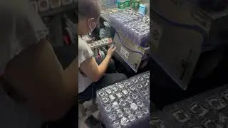 Manual Polishing Machine for Metal Covers with Dust Extraction