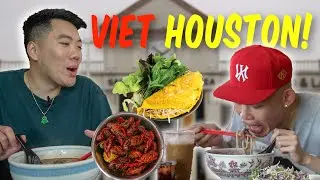 HUGE VIET FOOD Tour in Houston&rsquo;s Little Saigon! (Viet Cajun, Viet Buffet and Soups Better Than Pho!)