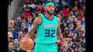 Julyan Stone-Hornets