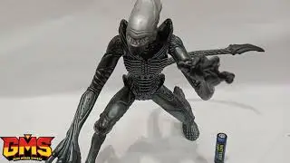 KENNER ALIEN 12 INCH ACTION FIGURE