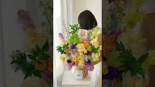 Make a Celebrity-Style DIY Flower Bouquet #DIY #shorts  #rosebouquet #Crafts #LifeHacks