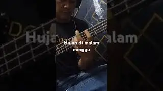 Cover bas hujan di malam minggu