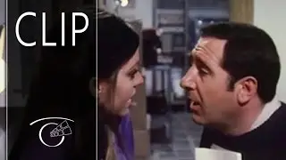 Dormir y ligar, todo es empezar - Clip