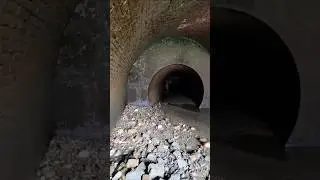Mudlarking the Thames - Secret tunnels on the Thames #Mudlarking