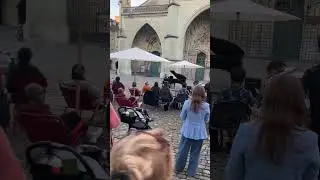 Open Piano Singalong M&uuml;nsterplatz #bern #piano  #music #singalong #iwantitthatway #backstreetboys
