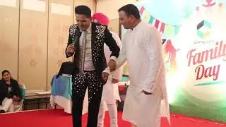 Anchor Girish Sharma Playing Three Seven Game at Corporate Event in Delhi