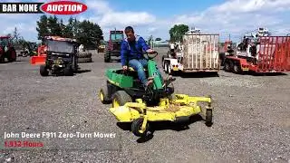 John Deere F911 Zero-Turn Mower