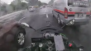 Ride in the rain Kawasaki Ninja 400