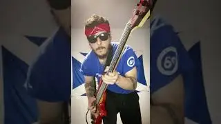 Bass Guitar Licks & Tricks - Episode 17 - Beatbox and Bass Guitar Loop In E. 🎸🎤