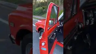 Walk around video 1970 GMC Sierra Grande 2500 Custom Camper